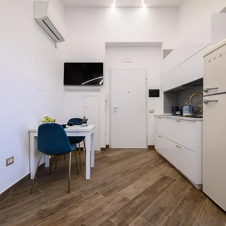 بيت للعطل In Bed *