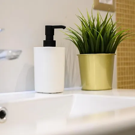 In Bed بيت للعطل نابولي