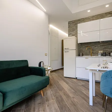 بيت للعطل In Bed نابولي